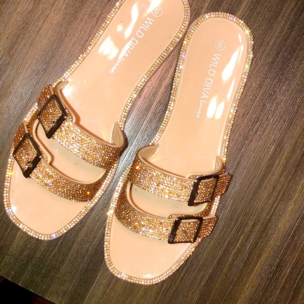 FASHION NOVA SANDALS - Picture 2 of 2